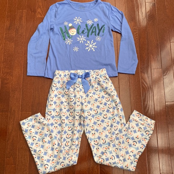 Sleep On It Snowmen “HoliYay!” Pajama Set - Picture 8 of 9